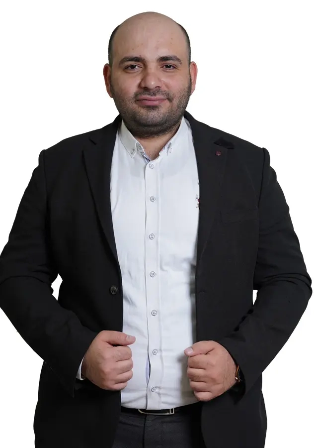استاد نجار 